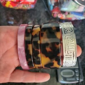 5 vintage bracelets